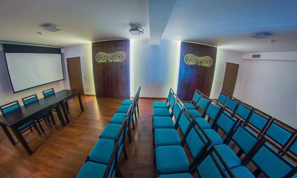 Hotel Coral Valea Lupului  Zewnętrze zdjęcie